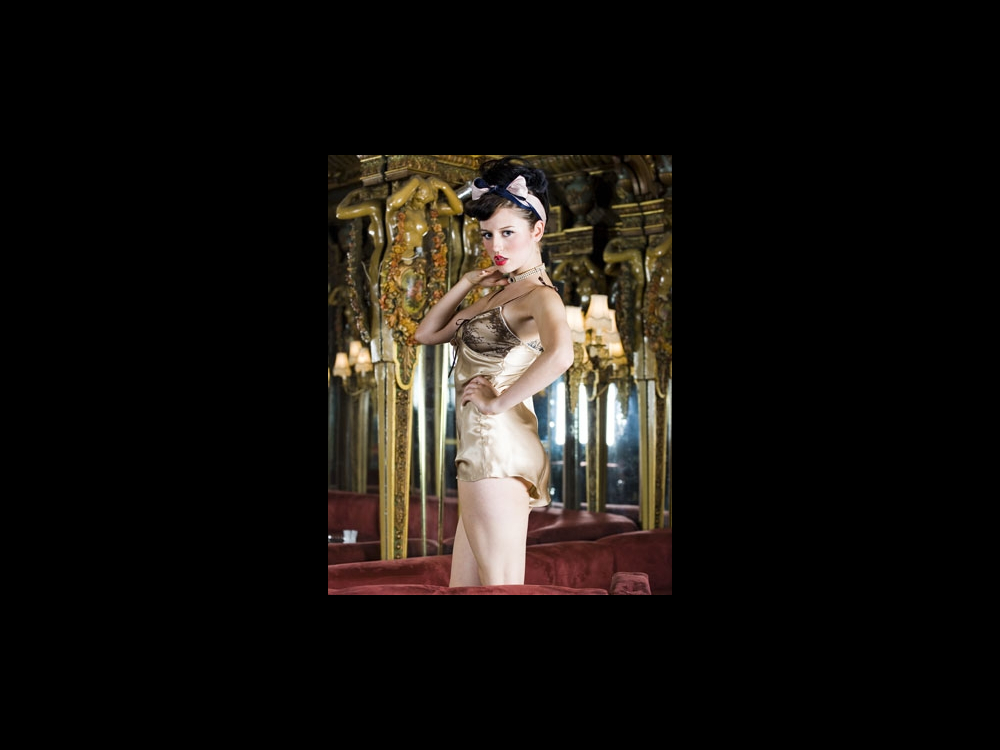 Ayten Gasson