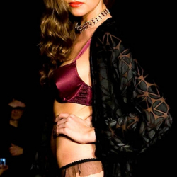 Natalie begg Lingerie Autumn winter 2010 - 23140