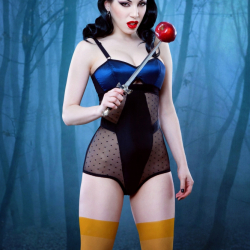 Kiss me Deadly Lingerie Autumn winter 2012 - 34210