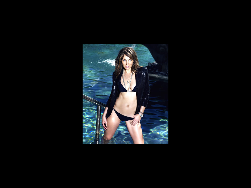 Elizabeth Hurley beach